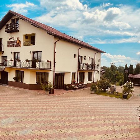 Pensiunea Valea Ursului Câmpulung Buitenkant foto